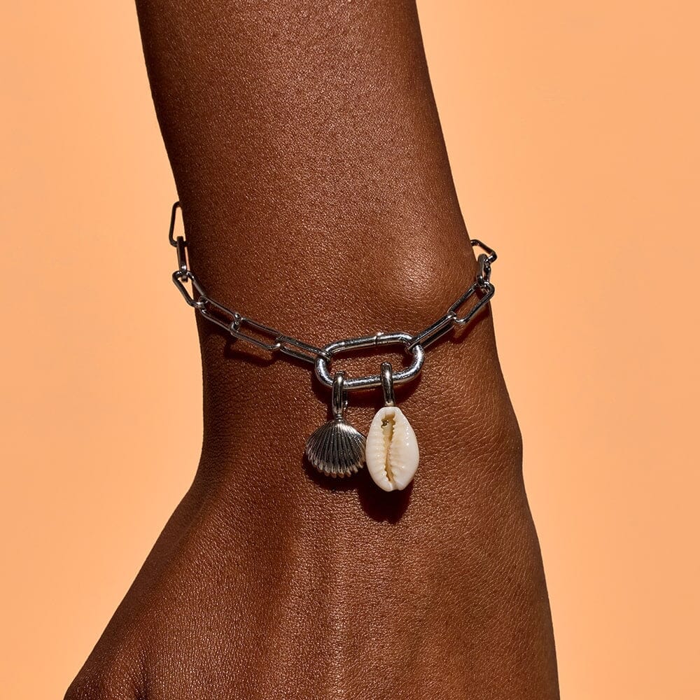 Harper Shell Charm 3